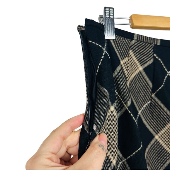 Ann Taylor LOFT Y2K Plaid Wool A Lined Lightweight Cottagecore Skirt Black Tan - Picture 8 of 10